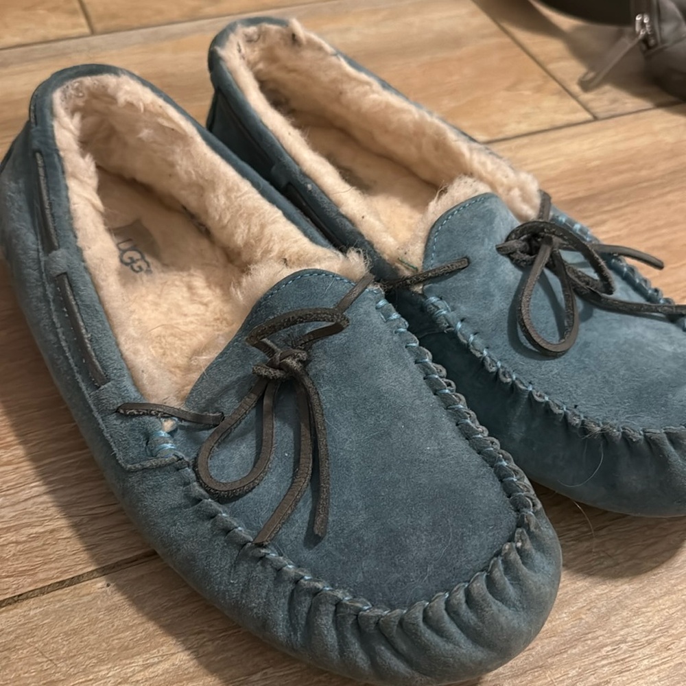 Ugg slippers